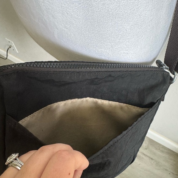 Kipling Small Black Nylon Crossbody Shoulder Bag Purse No Charm - Picture 10 of 11